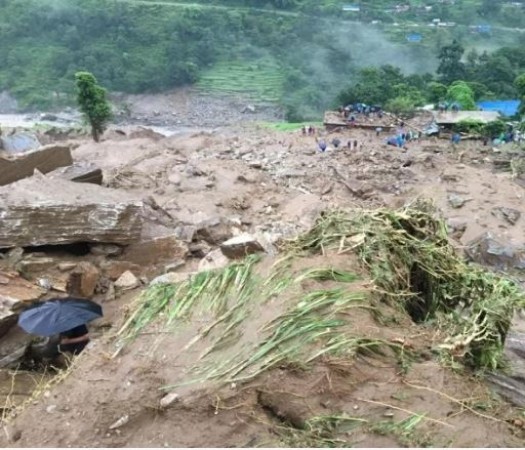 मूसलाधार वर्षा के बाद नेपाल में भूस्खलन, दो की हुई मौत