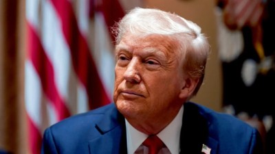 सुप्रीम कोर्ट के झटके के बाद ट्रंप का पलटवार, 10% ग्लोबल टैरिफ का नया ऐलान