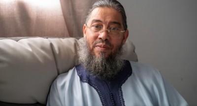 Imam expelled from France for controversial remarks about French flag