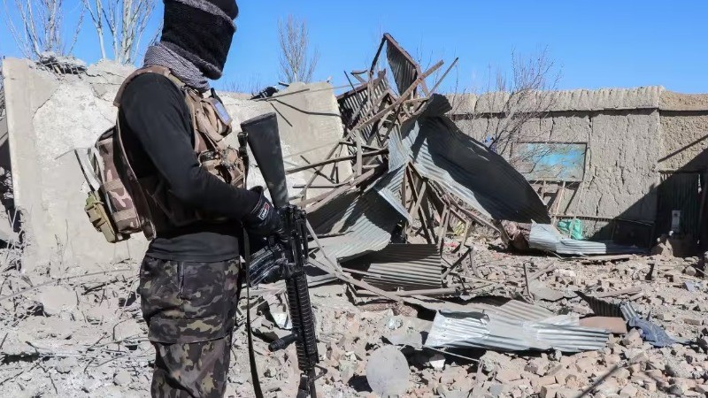 अफगानिस्तान-पाकिस्तान के बीच युद्ध का खतरा बढ़ा : तालिबान द्वारा 55 पाकिस्तानी जवानों को मार गिराने का दावा