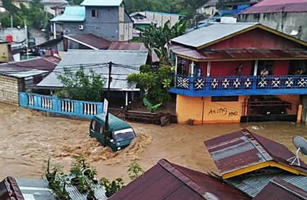 Indonesia: Floods Wreaks Havoc, 43 Dead And Many Missing | NewsTrack ...