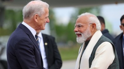 प्रधानमंत्री नरेंद्र मोदी पहुंचे नॉर्वे, भारतीय समुदाय द्वारा गर्मजोशी से हुआ स्वागत