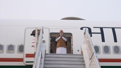 पीएम मोदी की अफ्रीका यात्रा पर कांग्रेस का निशाना, क्या ट्रेड डील के बाद झप्पी कूटनीति फिर लौटेगी