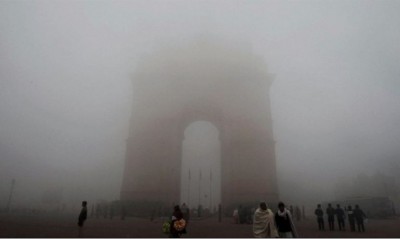 Weather Update: Fog reduces visibility in Delhi